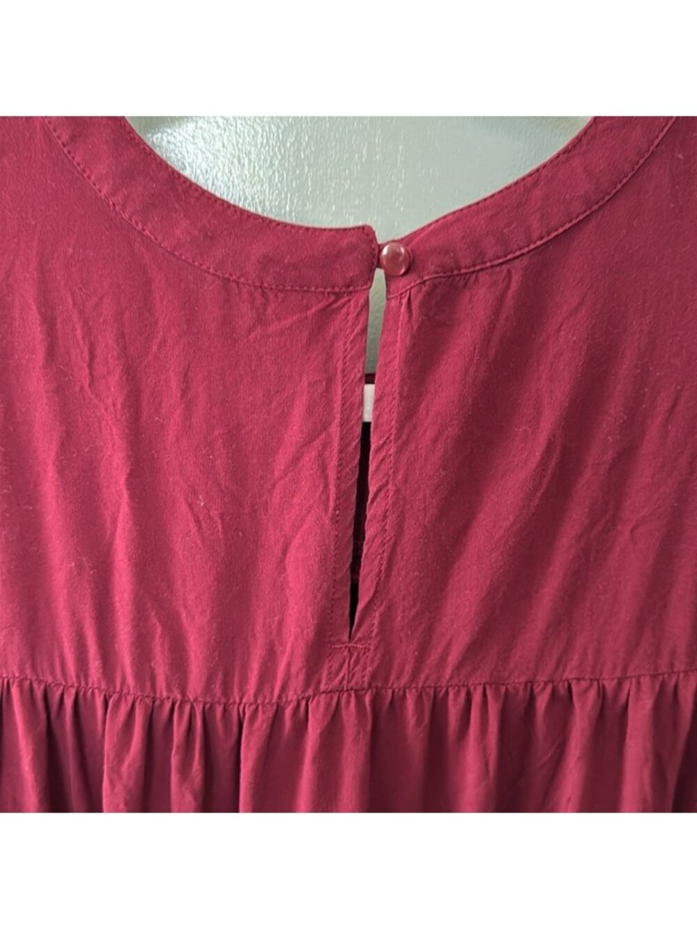Sleeveless top - Picture 4 of 4